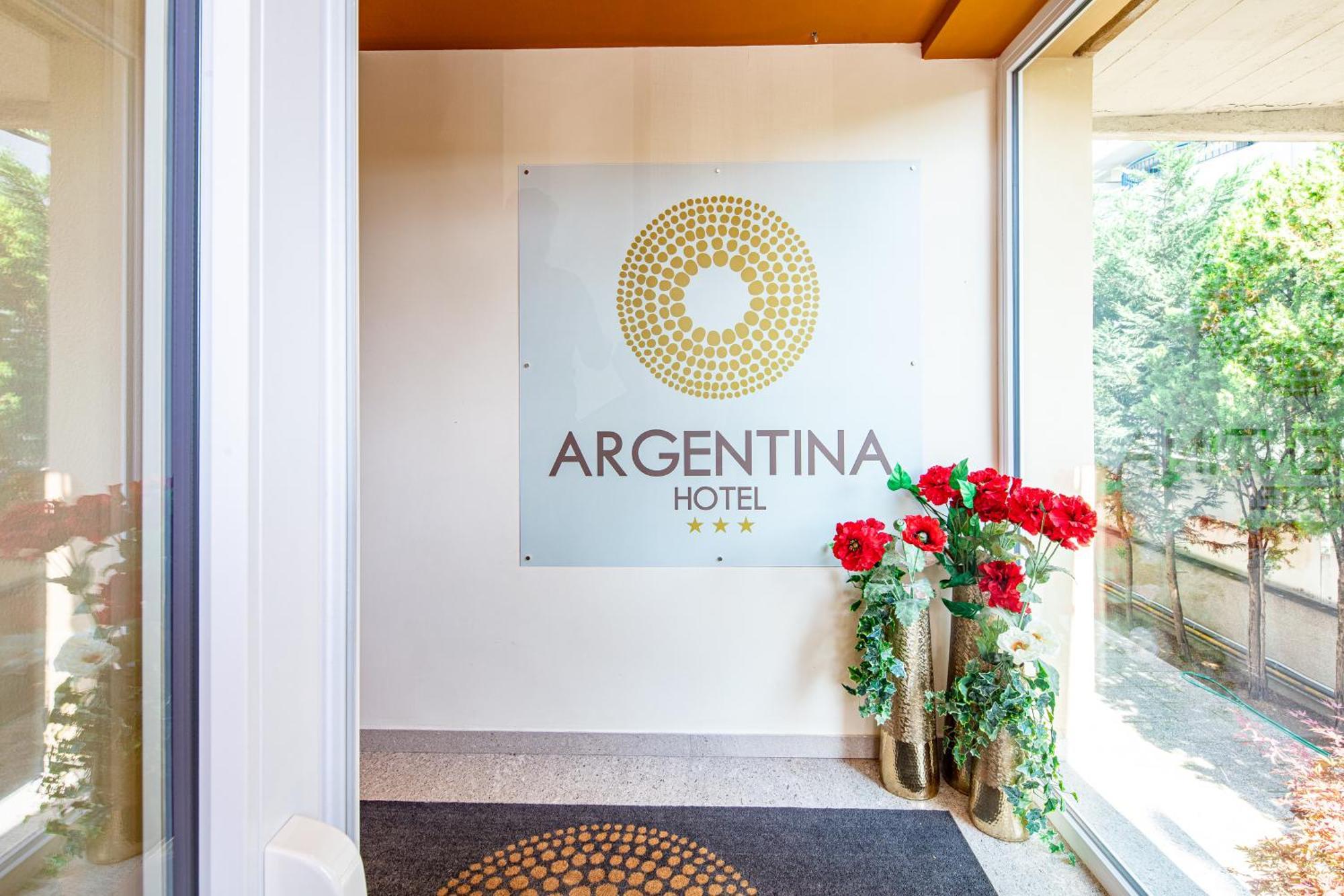 גראדו Hotel Argentina מראה חיצוני תמונה